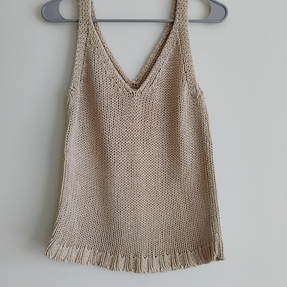 Banana Republic Tops - Banana Republic Camel Tank Sweater Cable Knit Sleeveless Cotton Tan Beige